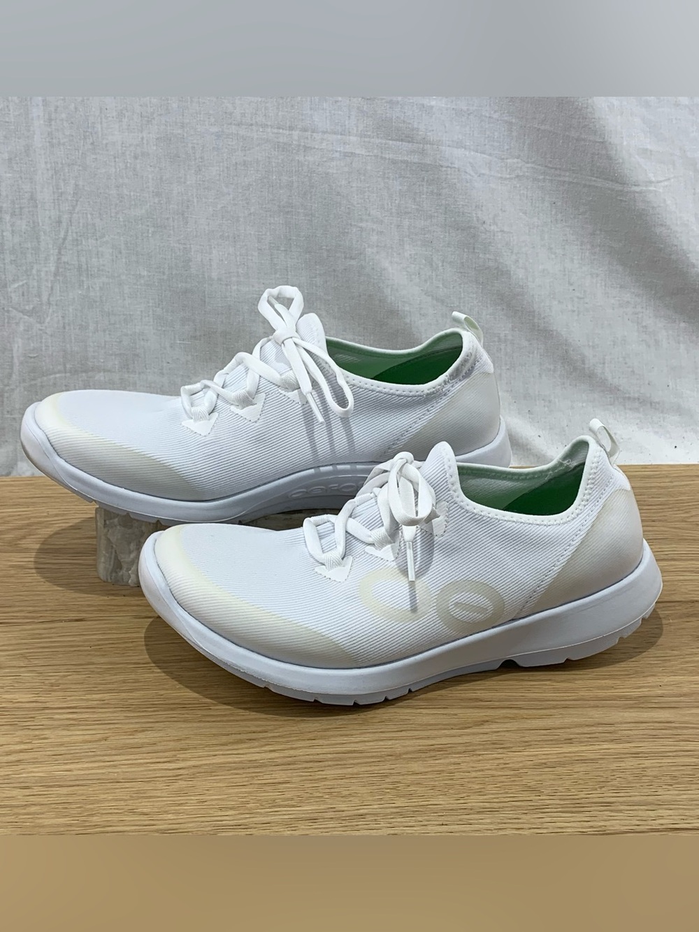 Oofos OOMG Sport LS Cushioned White Shoes Women’s Size 10